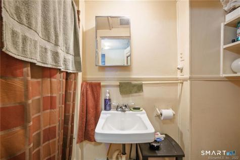 90 Cliff Street Norwich CT 06360