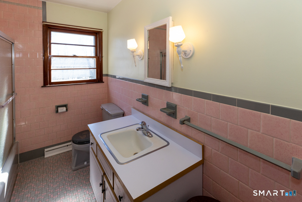32 Cedar Lane Montville CT 06382