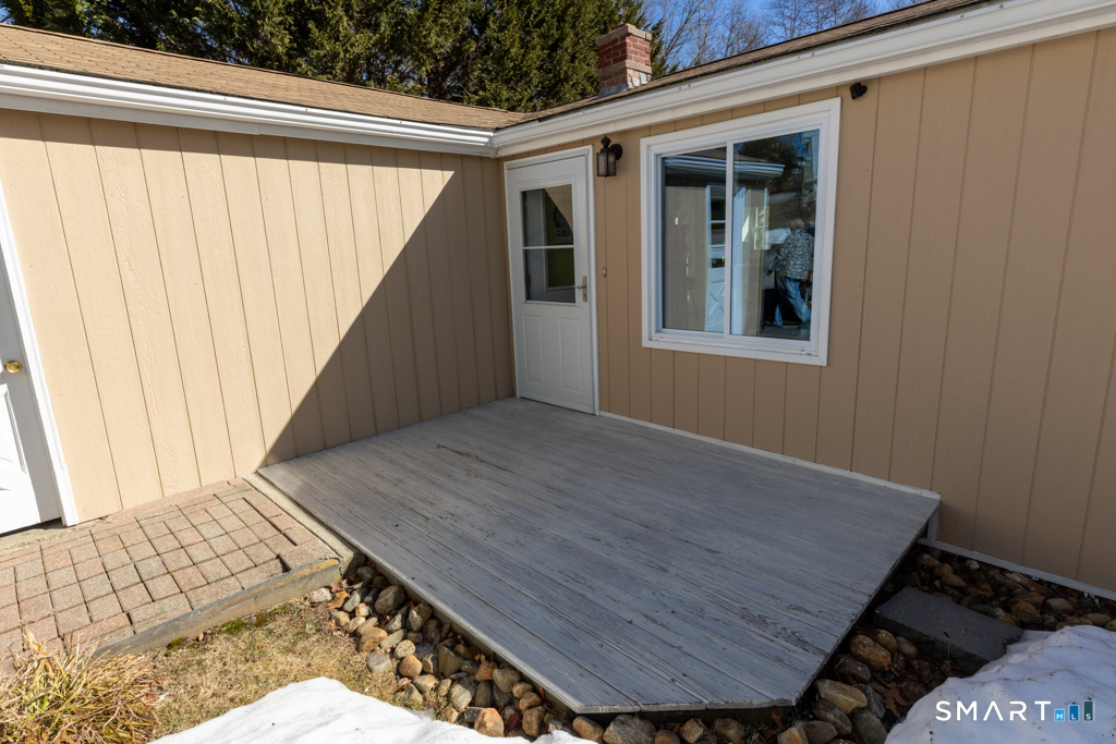 32 Cedar Lane Montville CT 06382