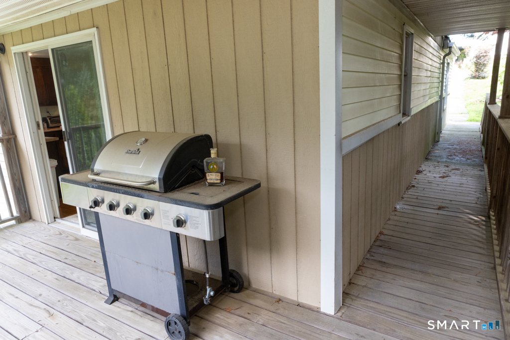 32 Cedar Lane Montville CT 06382