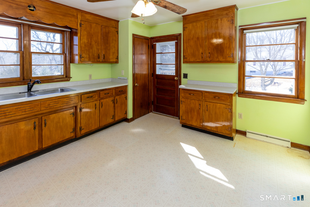 32 Cedar Lane Montville CT 06382
