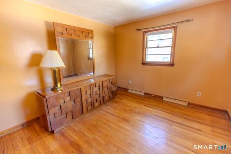 32 Cedar Lane Montville CT 06382