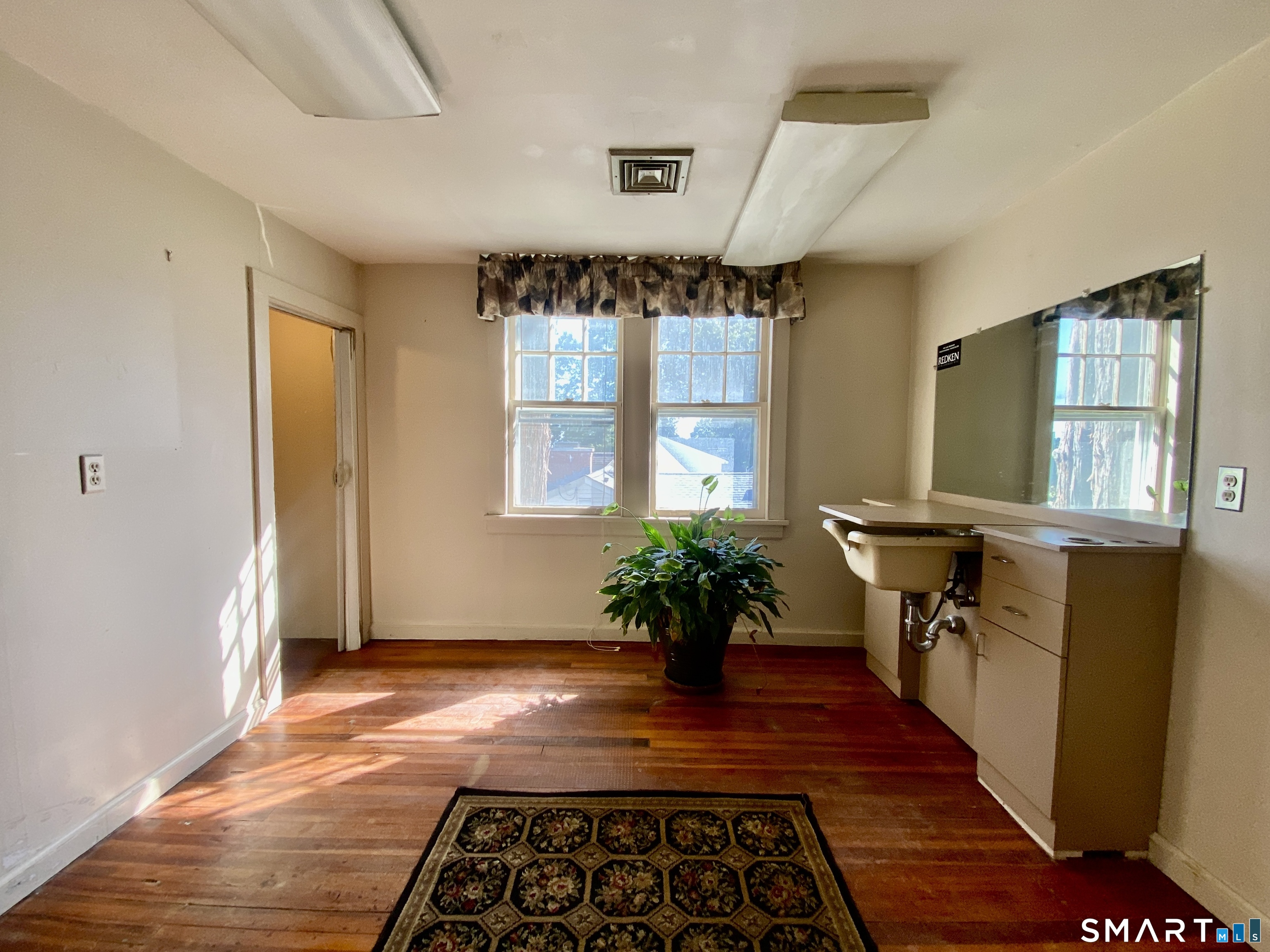 506 Old Stratfield Road Fairfield CT 06825