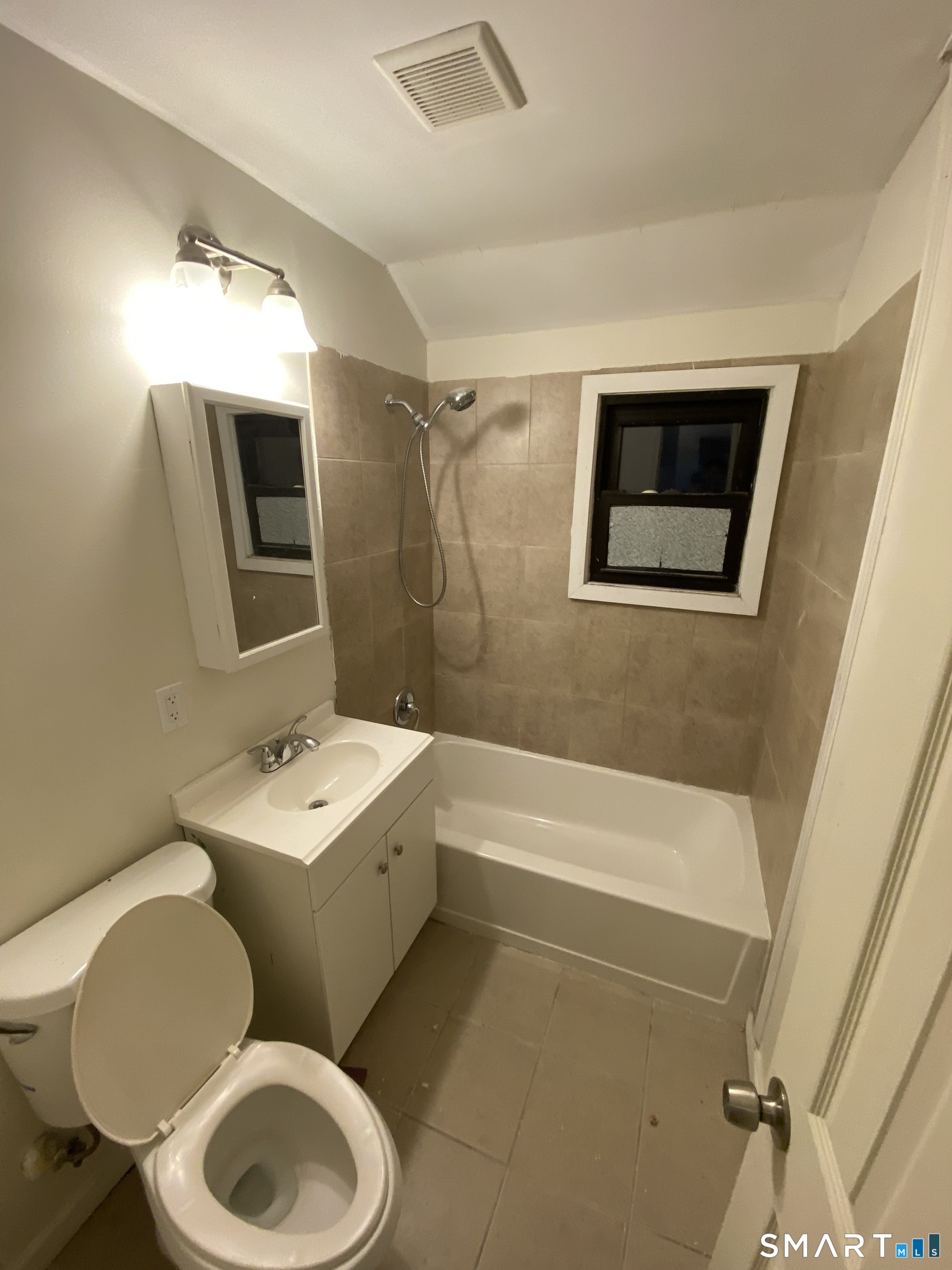 22-24 Evers Court Bridgeport CT 06610