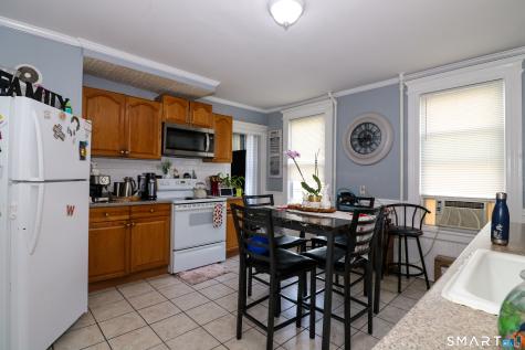204 Savoy Street Bridgeport CT 06606