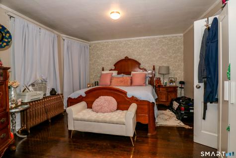 204 Savoy Street Bridgeport CT 06606