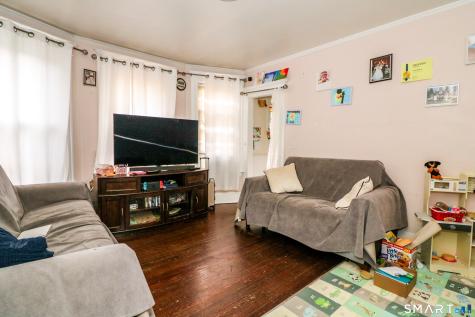204 Savoy Street Bridgeport CT 06606