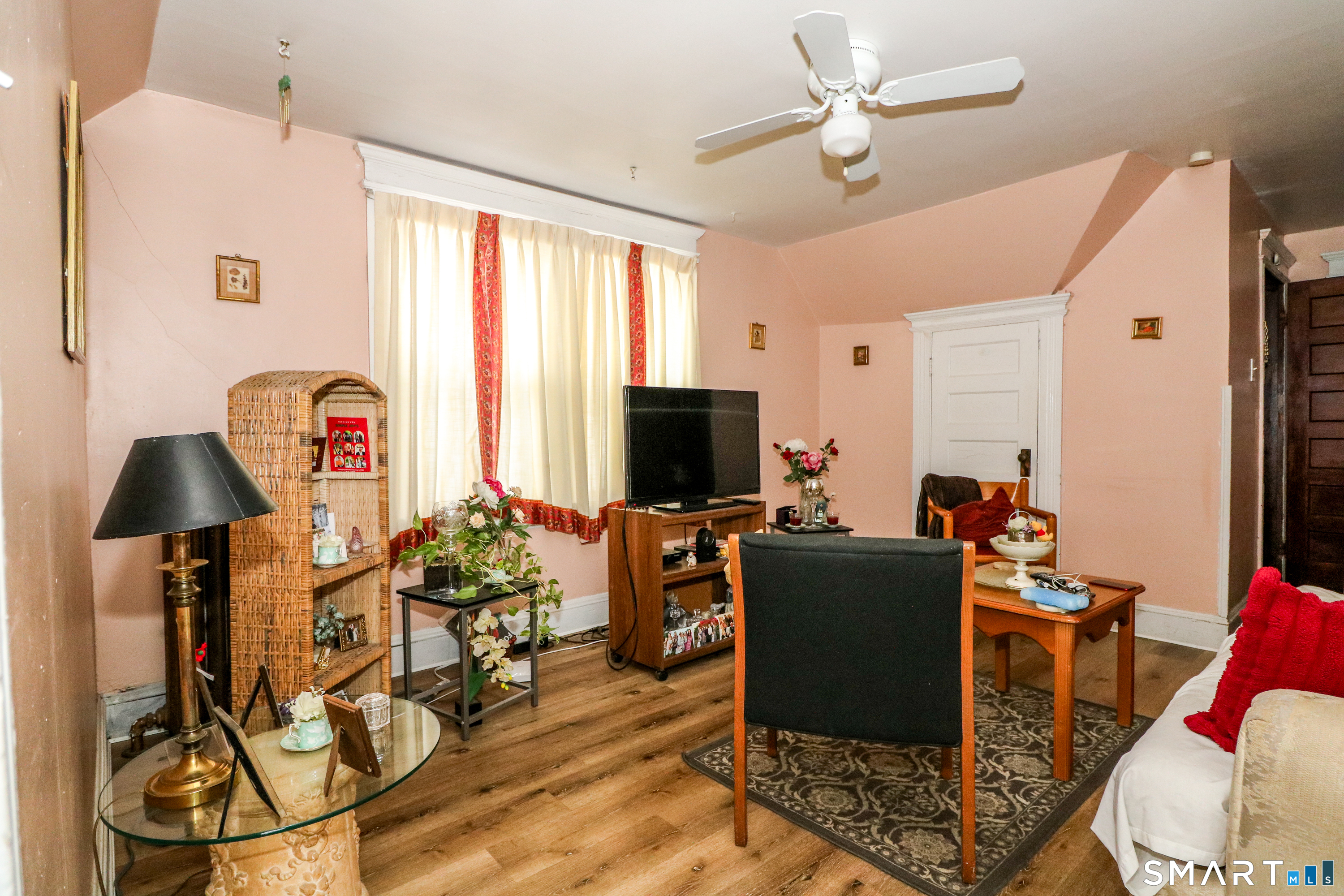 204 Savoy Street Bridgeport CT 06606