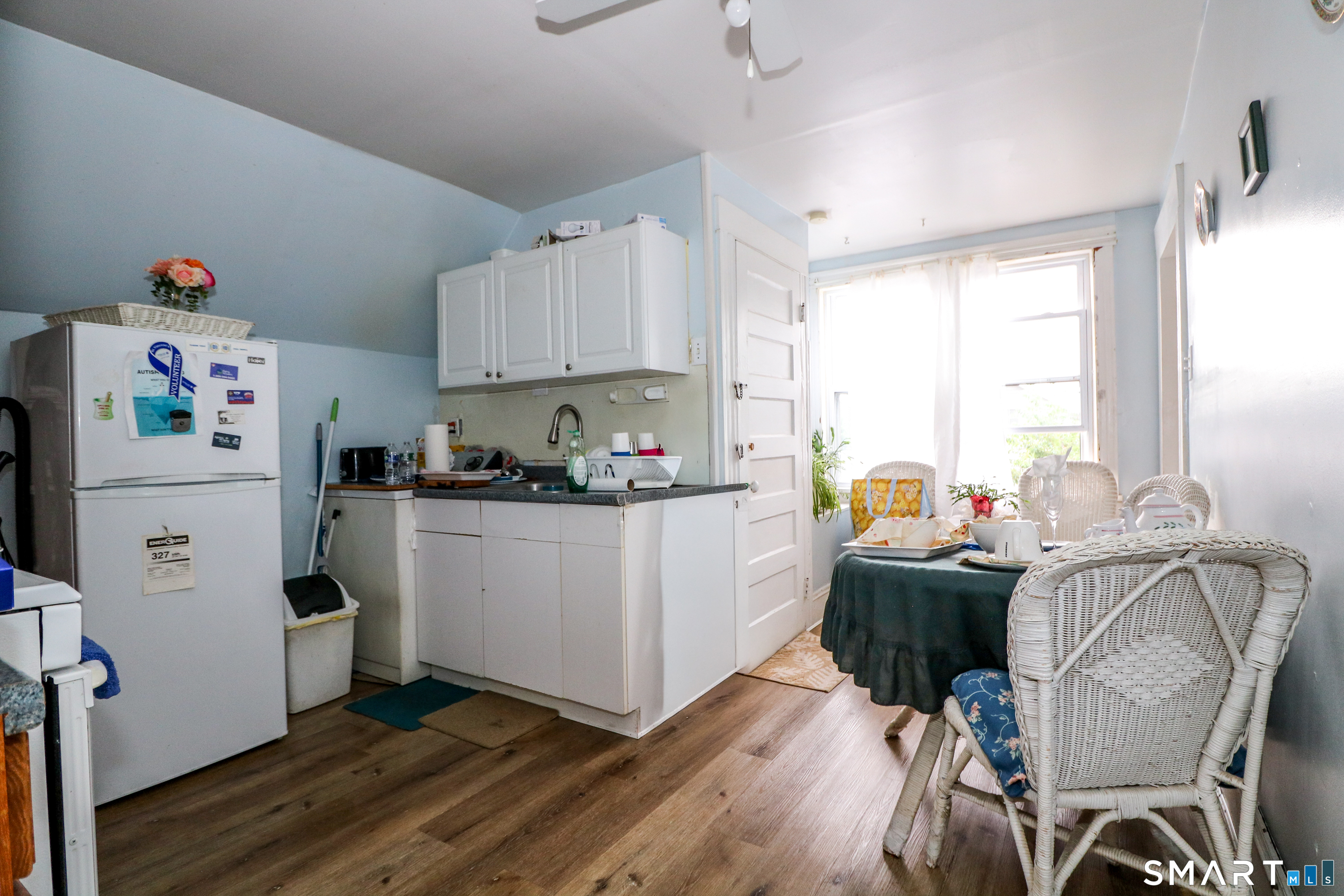 204 Savoy Street Bridgeport CT 06606
