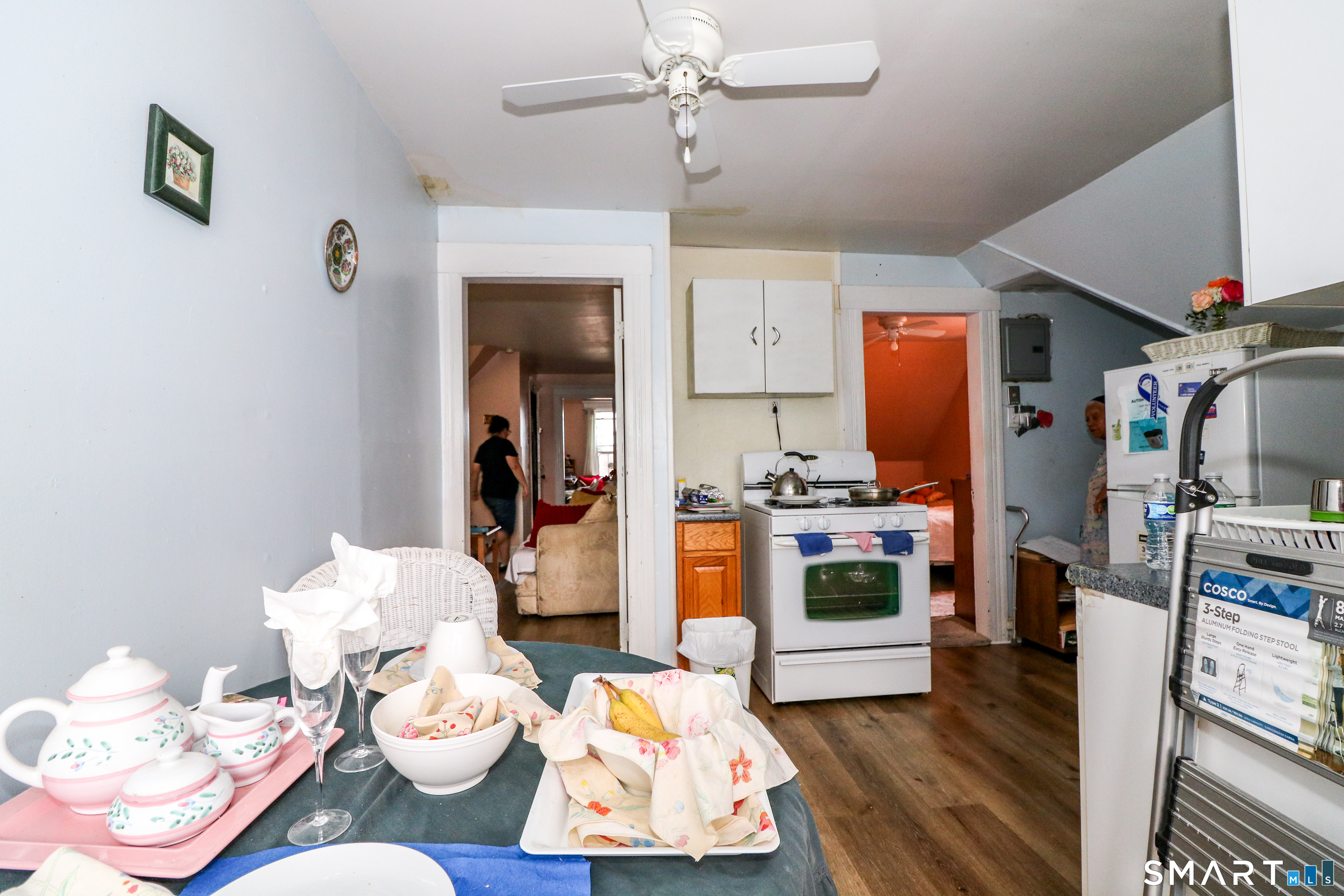 204 Savoy Street Bridgeport CT 06606