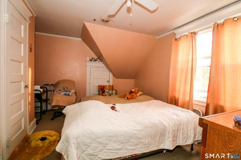 204 Savoy Street Bridgeport CT 06606