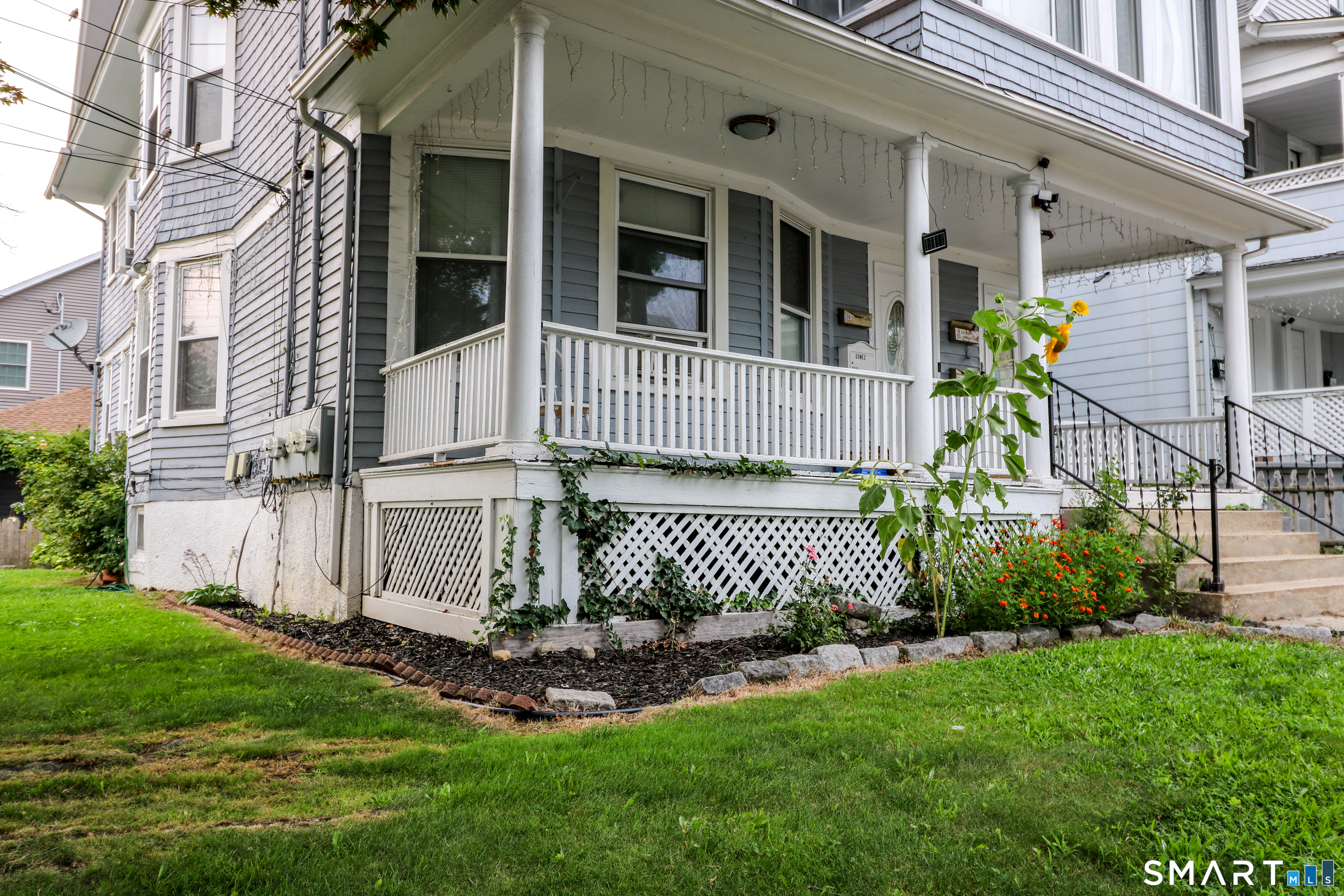 204 Savoy Street Bridgeport CT 06606
