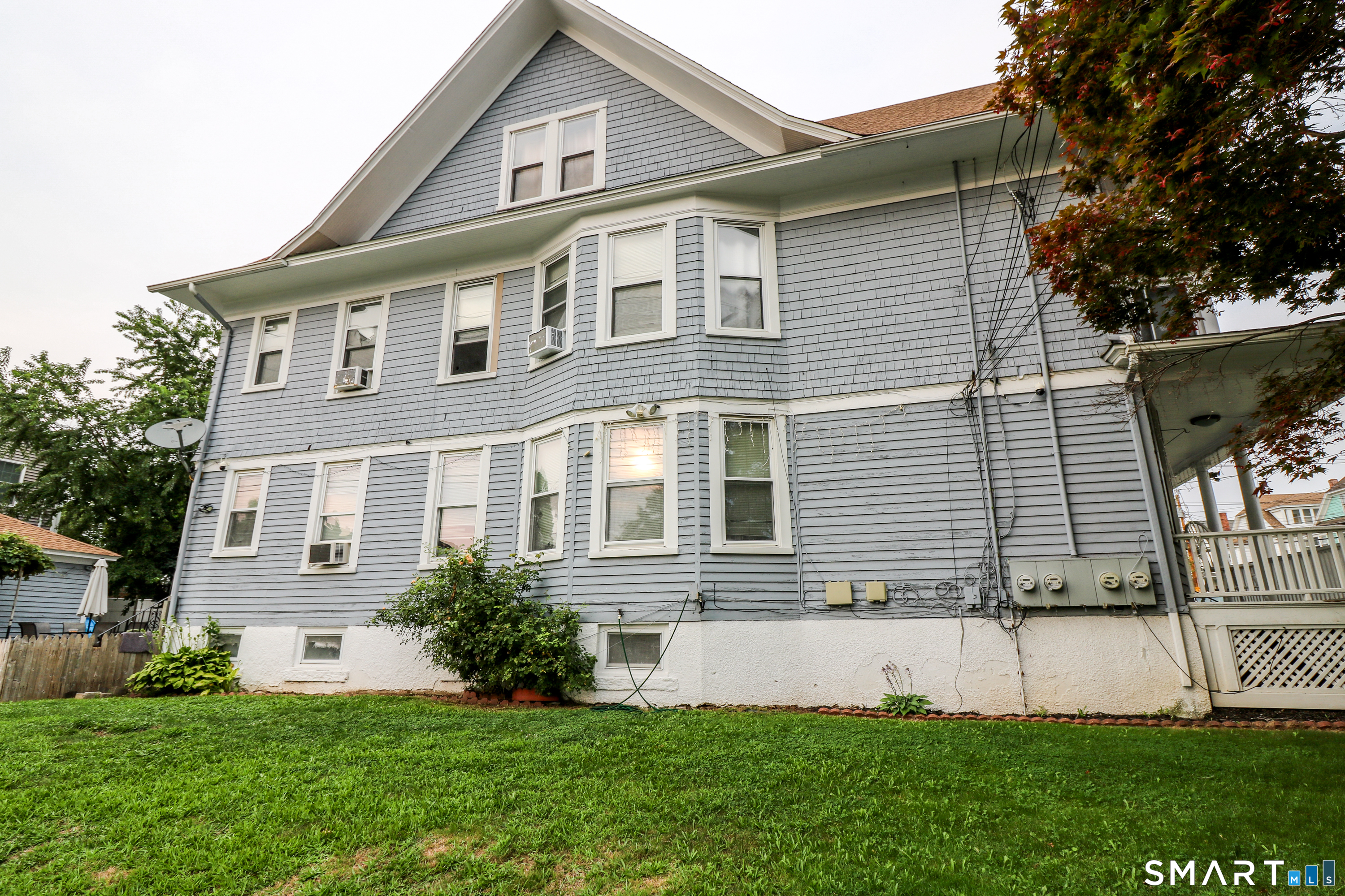 204 Savoy Street Bridgeport CT 06606