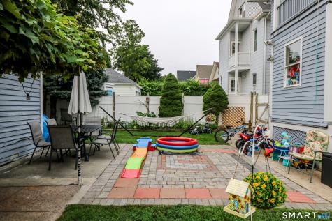 204 Savoy Street Bridgeport CT 06606