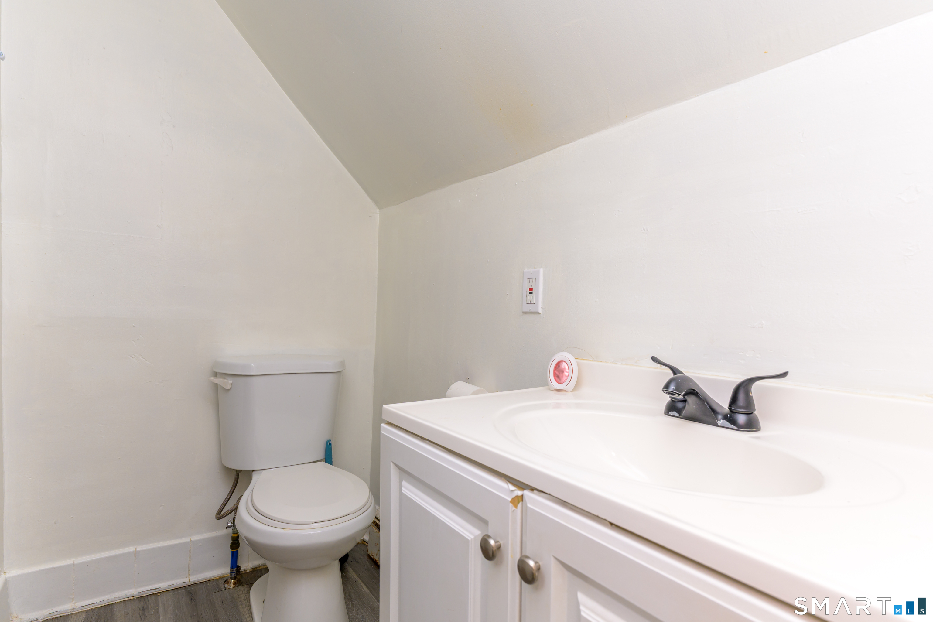 237 Bishop Street Waterbury CT 06704