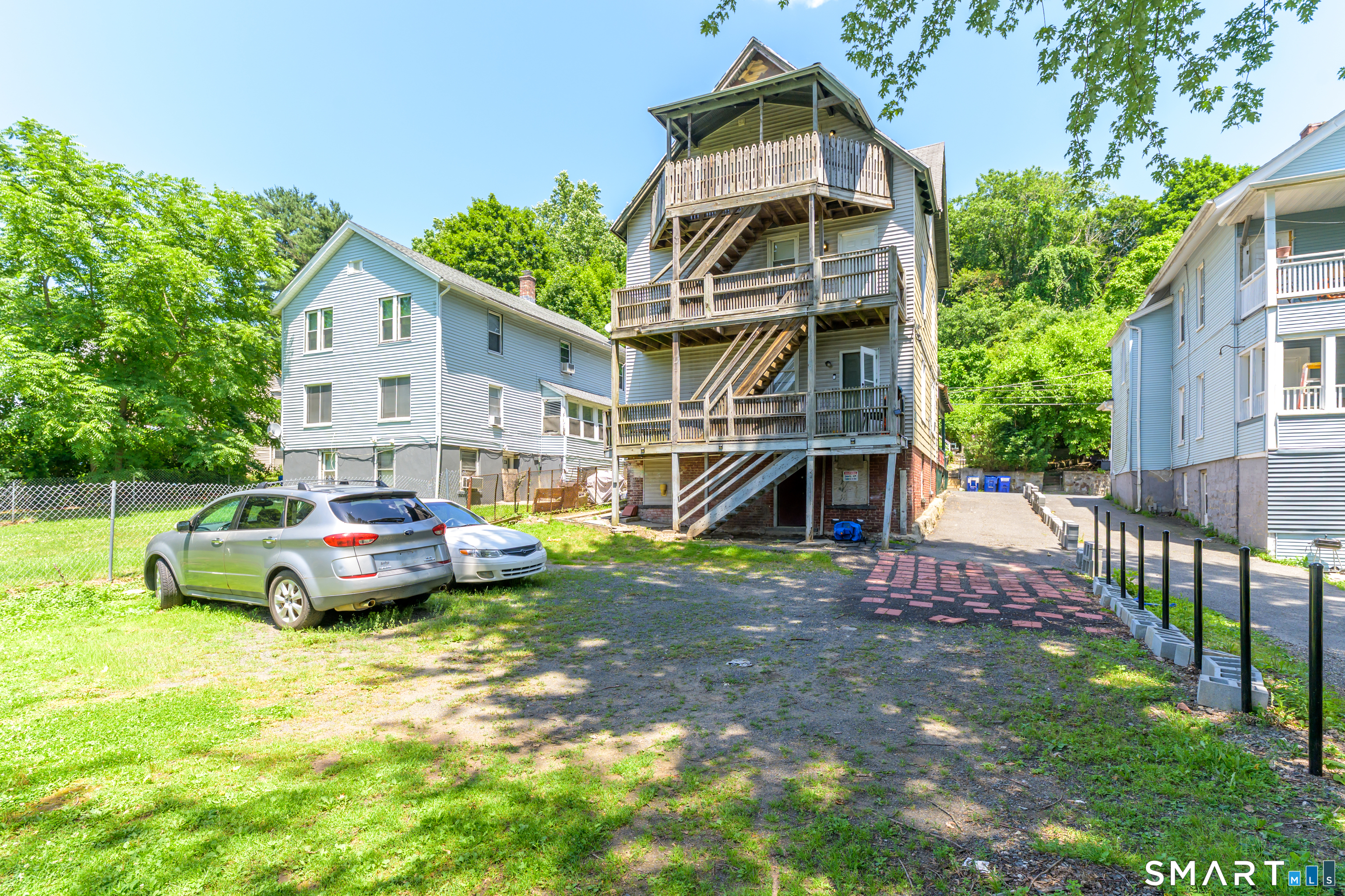 237 Bishop Street Waterbury CT 06704