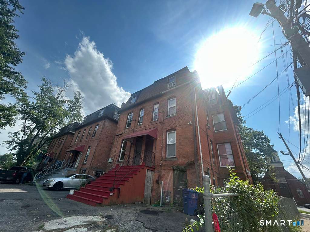 1282 Park Avenue Bridgeport CT 06604