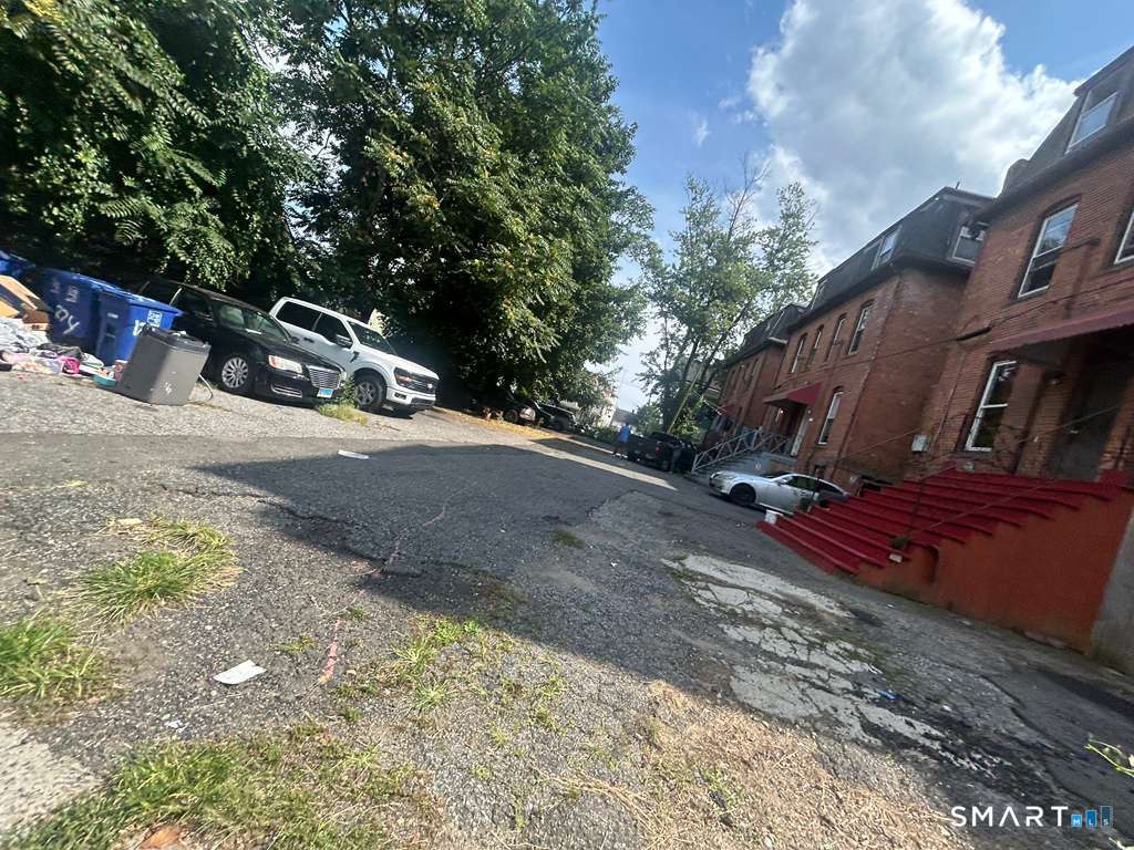 1282 Park Avenue Bridgeport CT 06604