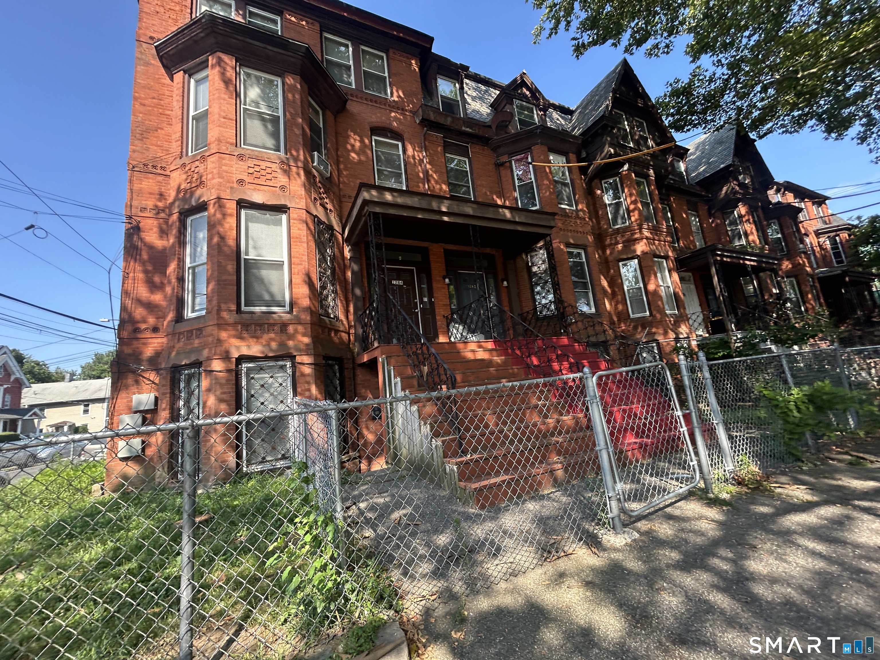 1282 Park Avenue Bridgeport CT 06604
