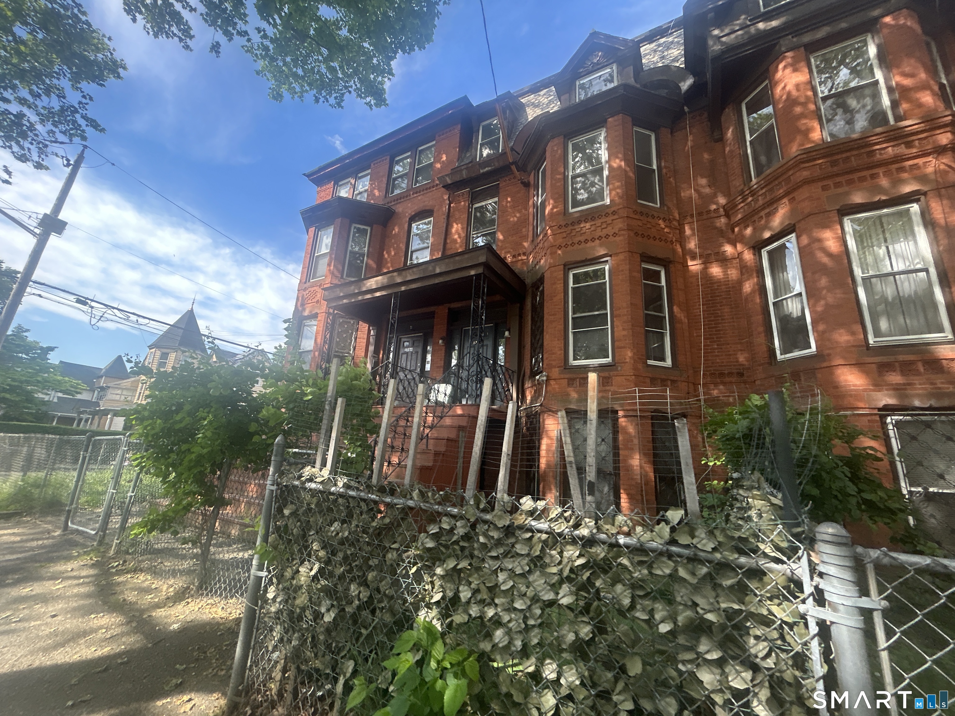 1282 Park Avenue Bridgeport CT 06604