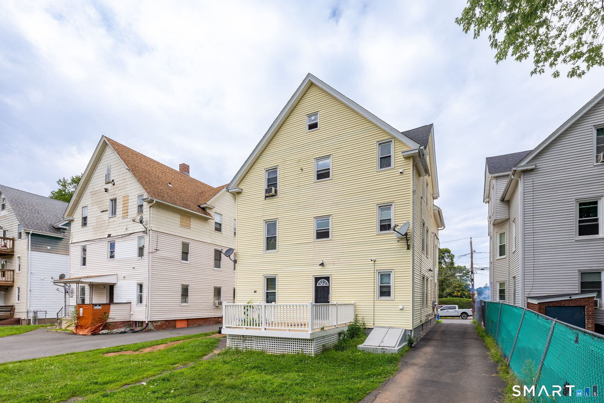 75 Roberts Street New Britain CT 06051
