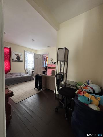 144 Montauk Avenue New London CT 06320