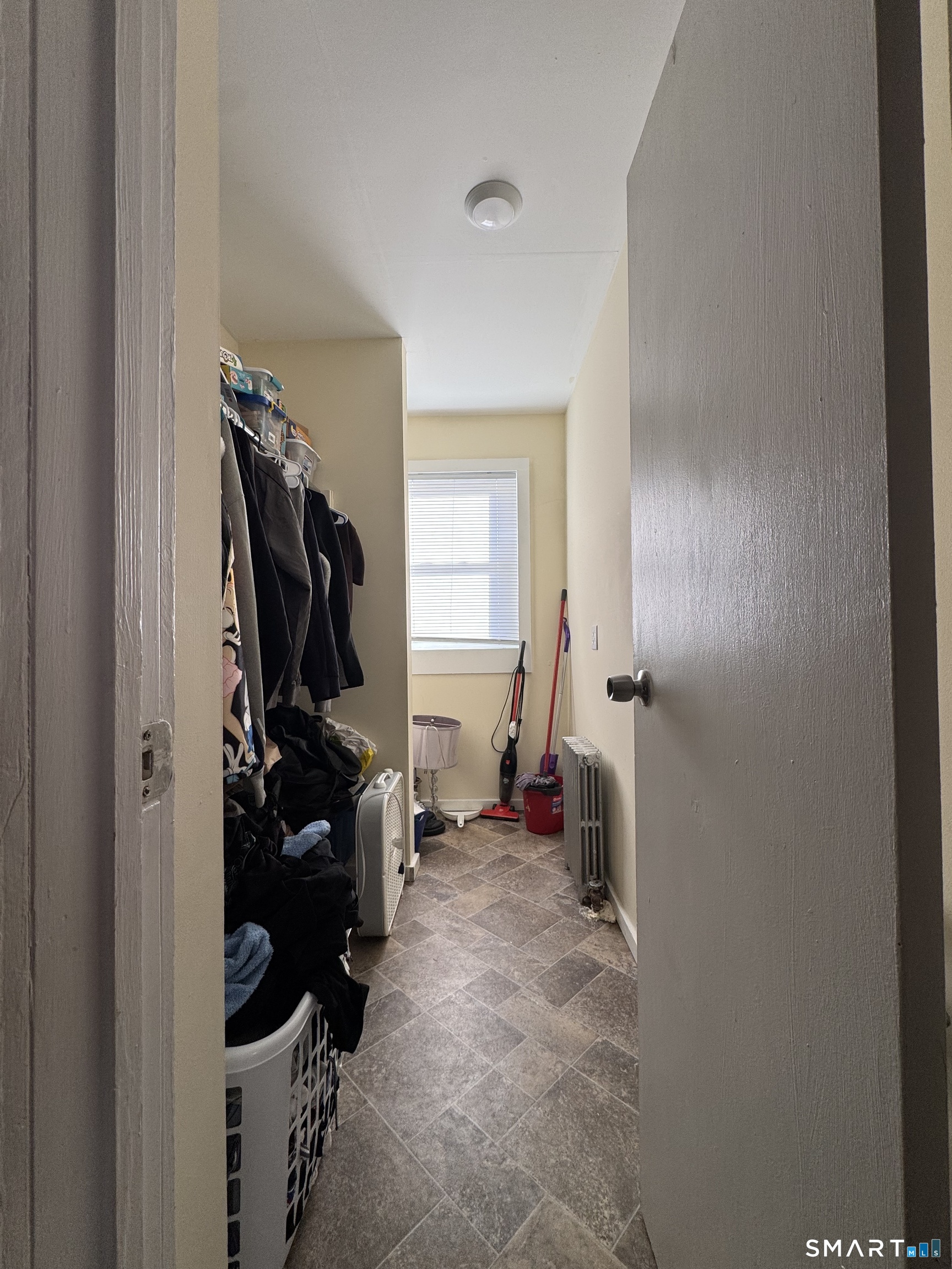 144 Montauk Avenue New London CT 06320