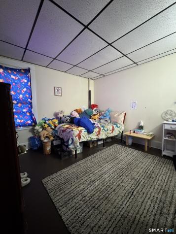 144 Montauk Avenue New London CT 06320