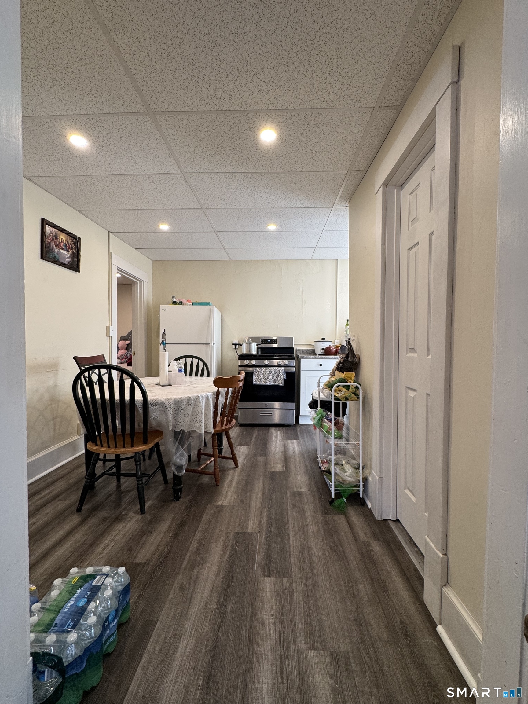 144 Montauk Avenue New London CT 06320