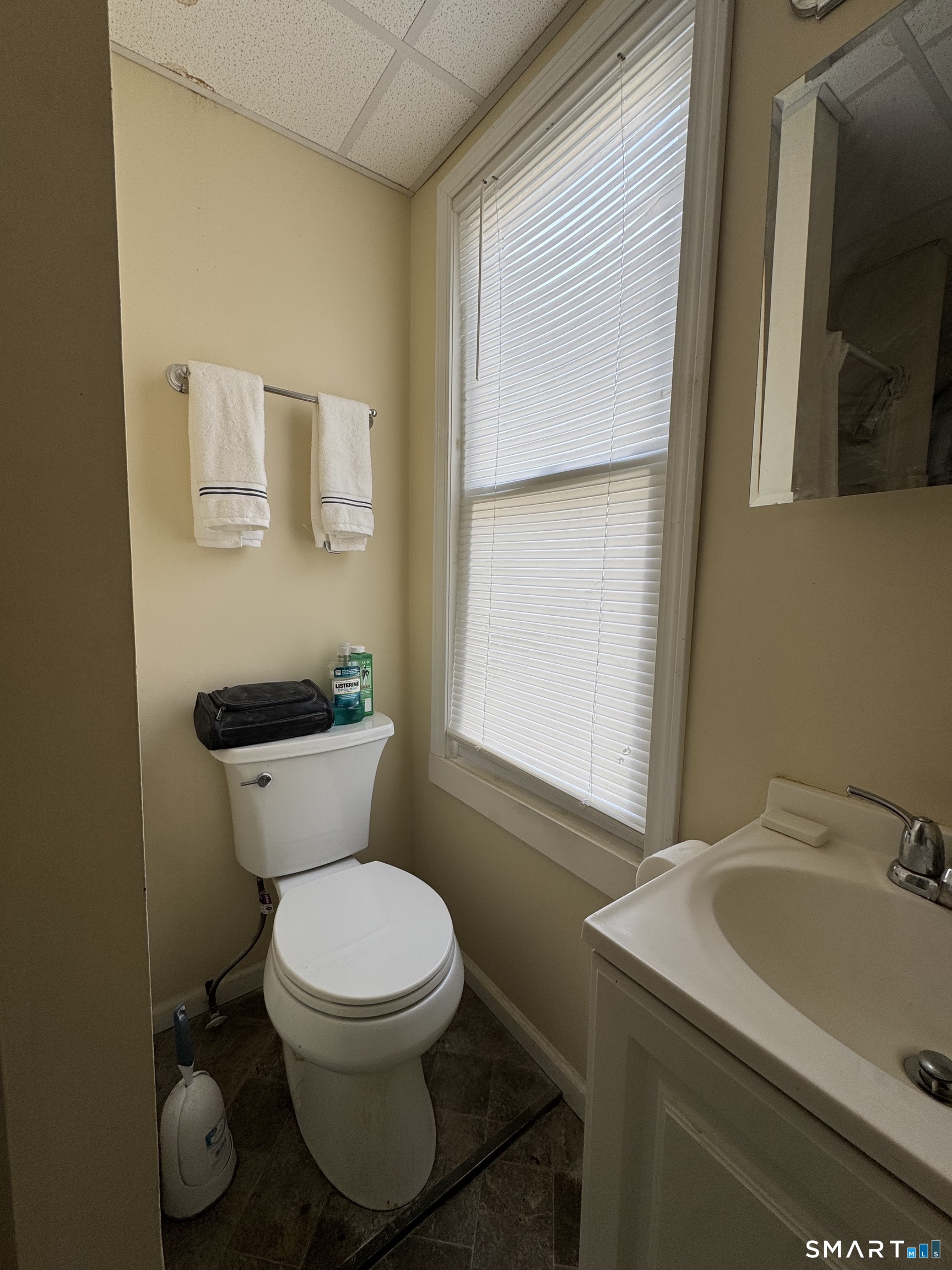 144 Montauk Avenue New London CT 06320