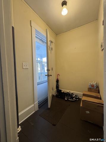 144 Montauk Avenue New London CT 06320