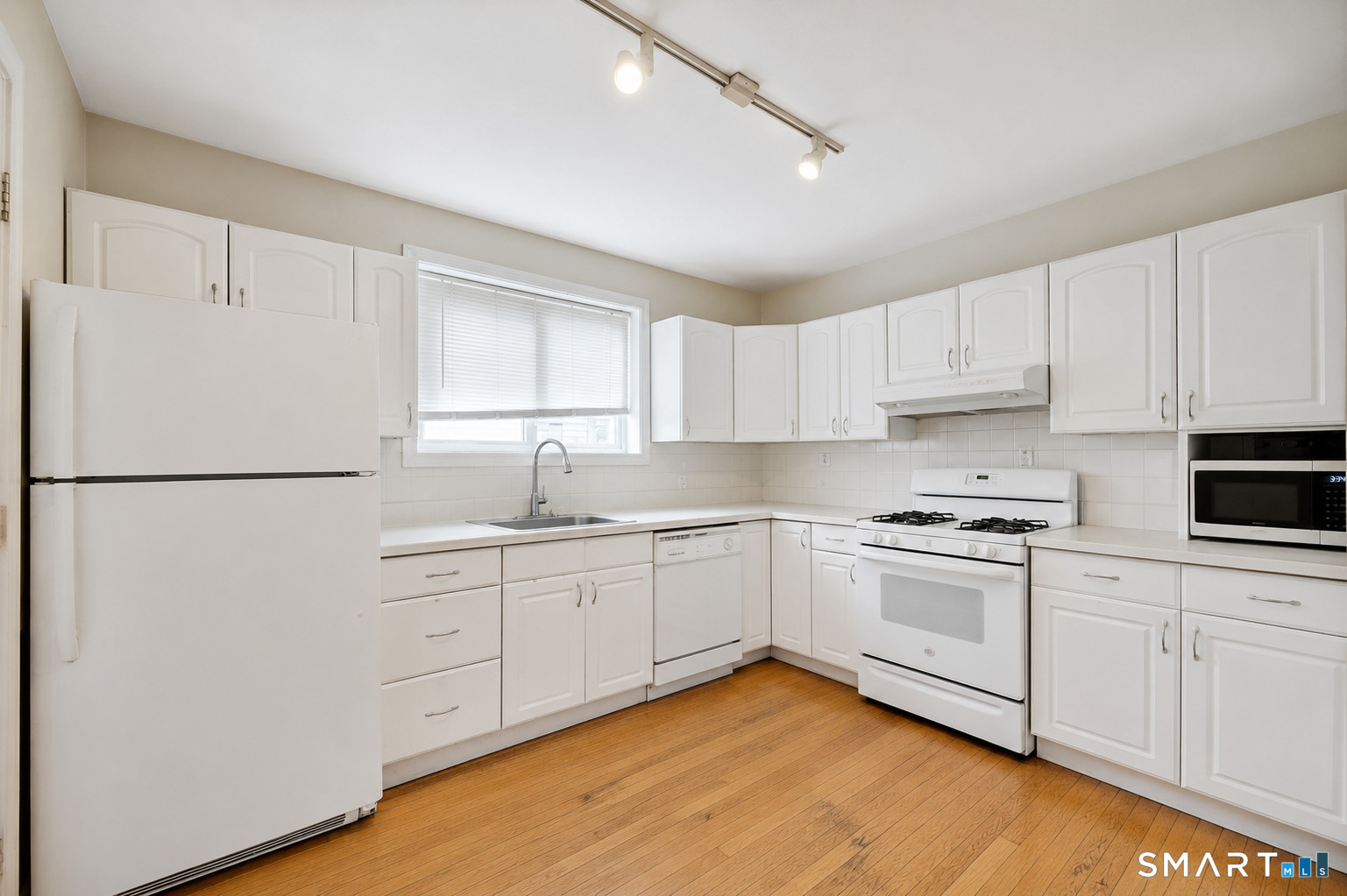 114 Pine Hill Avenue Stamford CT 06903