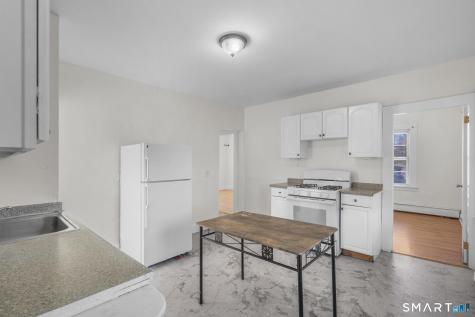 27 Botsford Street Meriden CT 06451