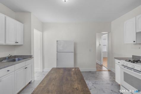 27 Botsford Street Meriden CT 06451
