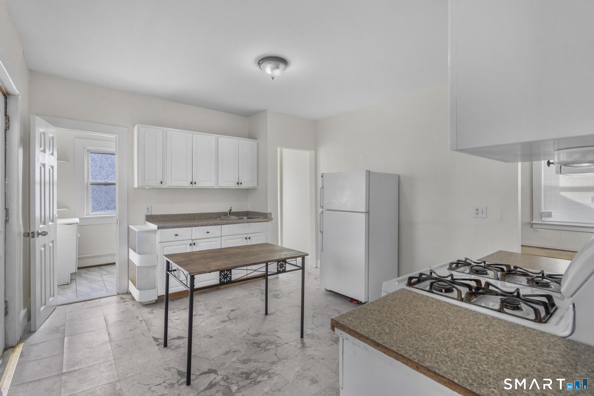 27 Botsford Street Meriden CT 06451