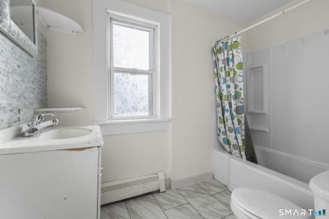 27 Botsford Street Meriden CT 06451