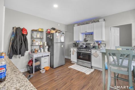 27 Botsford Street Meriden CT 06451