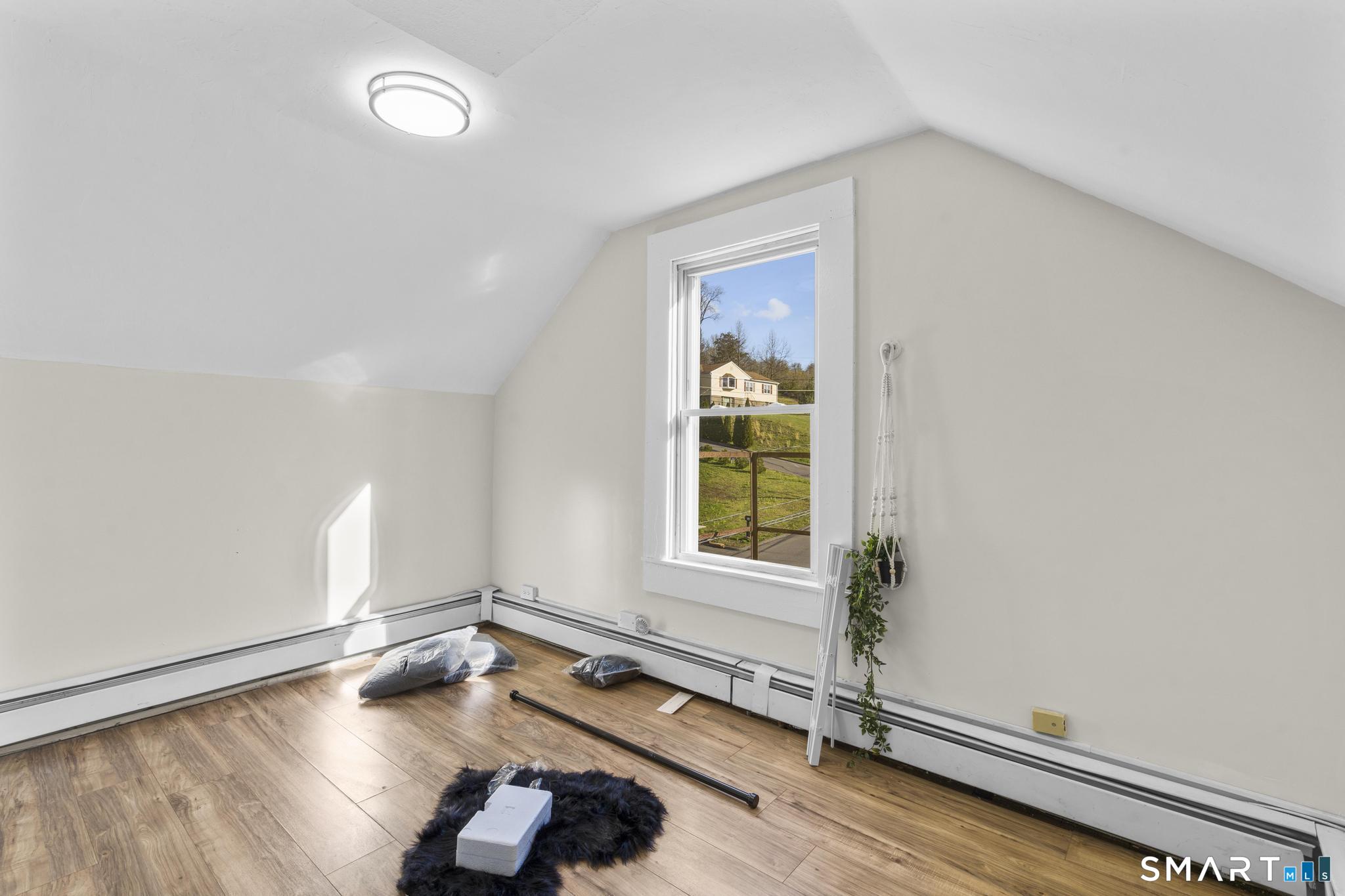 27 Botsford Street Meriden CT 06451