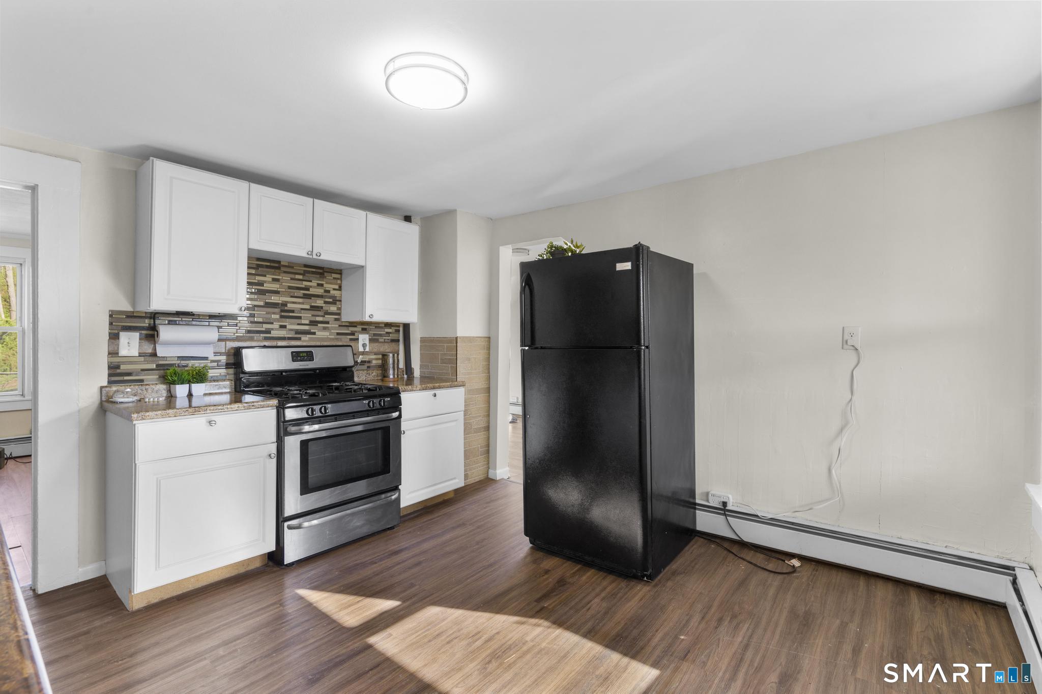 27 Botsford Street Meriden CT 06451