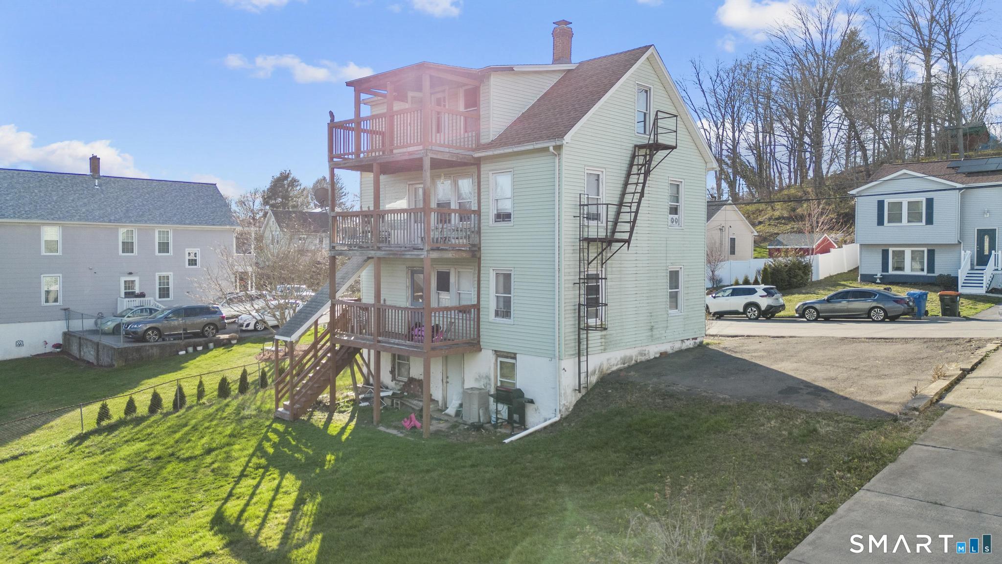 27 Botsford Street Meriden CT 06451