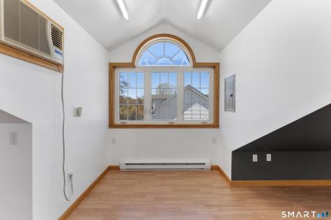9 Floral Avenue Thompson CT 06255
