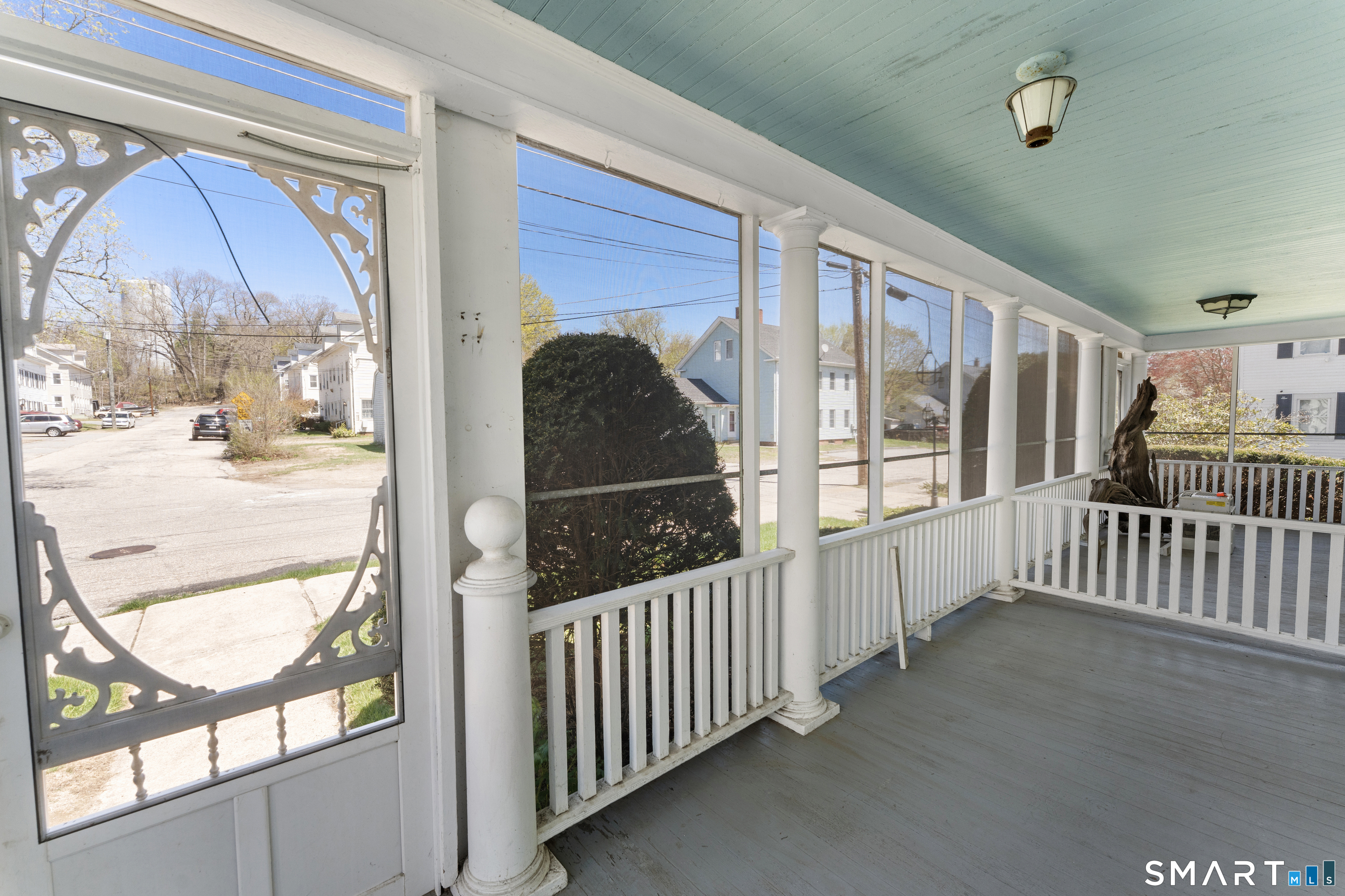 9 Floral Avenue Thompson CT 06255