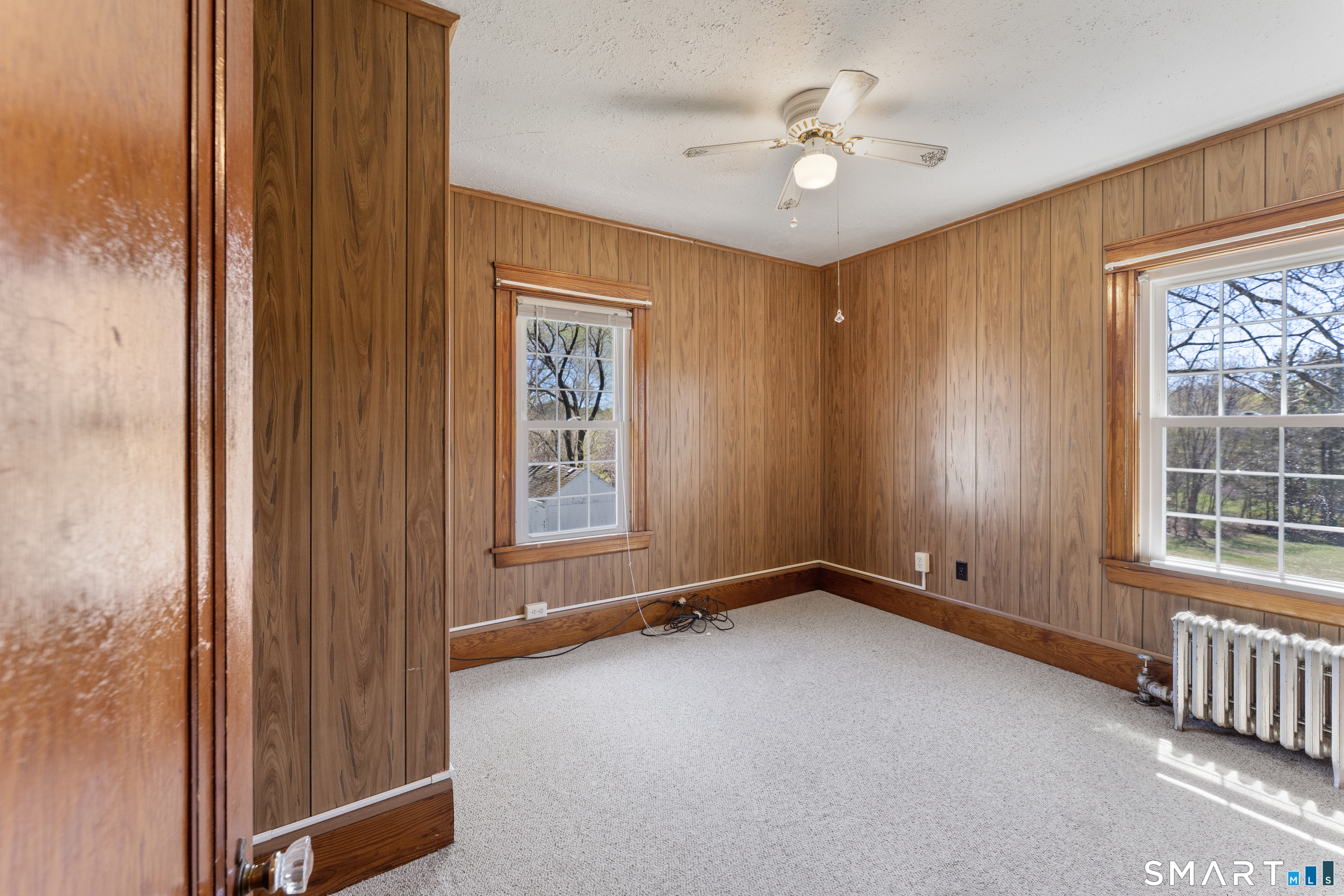 9 Floral Avenue Thompson CT 06255