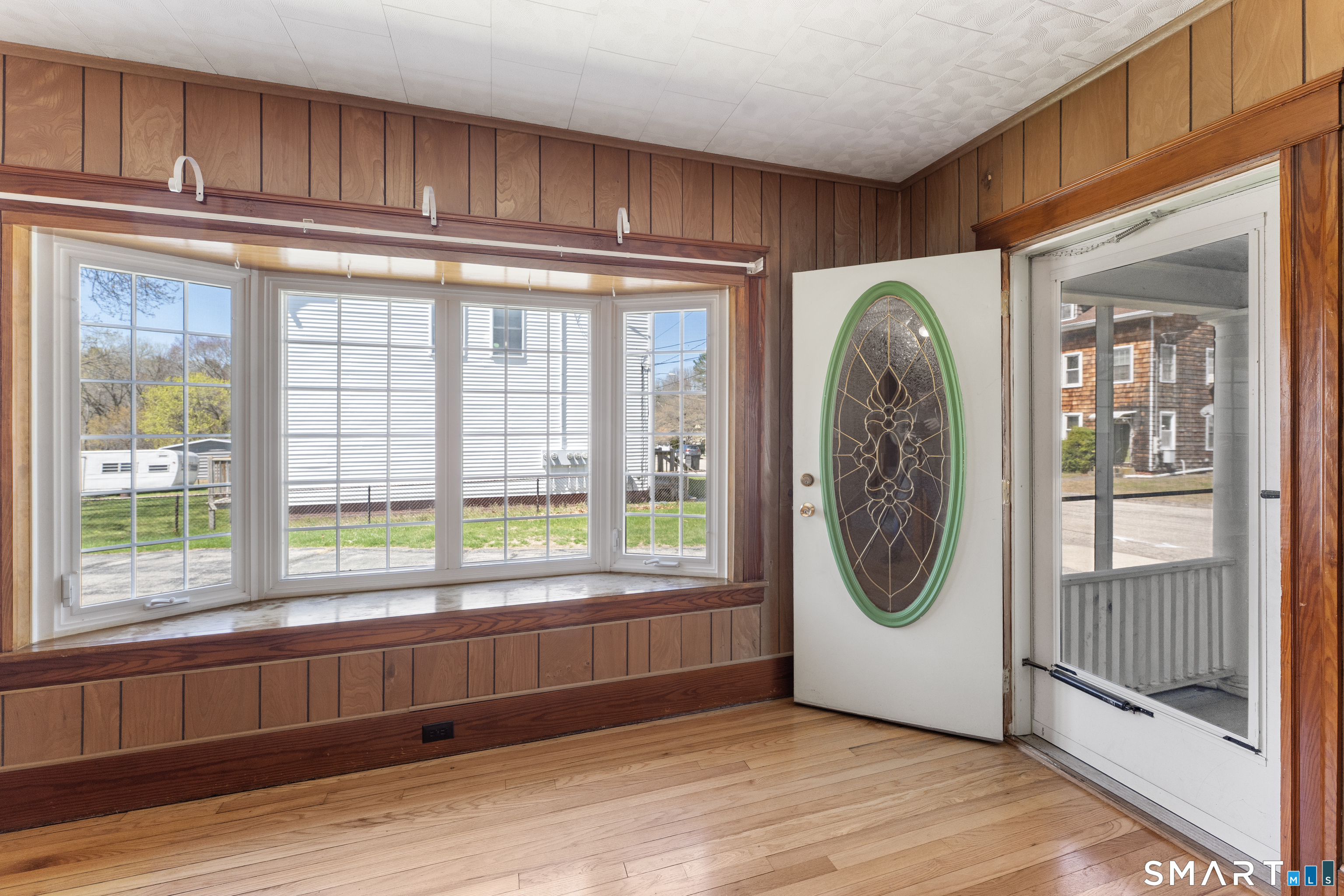 9 Floral Avenue Thompson CT 06255