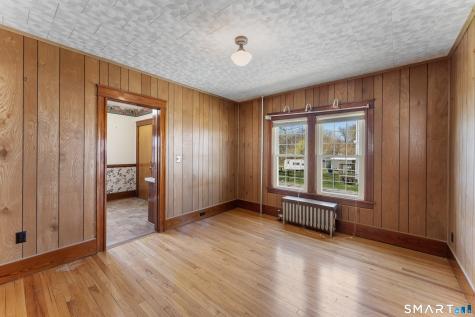 9 Floral Avenue Thompson CT 06255