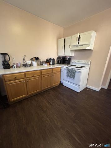 23-25 Warner Street Hartford CT 06114