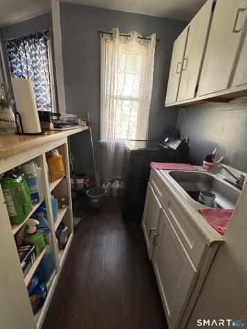 23-25 Warner Street Hartford CT 06114