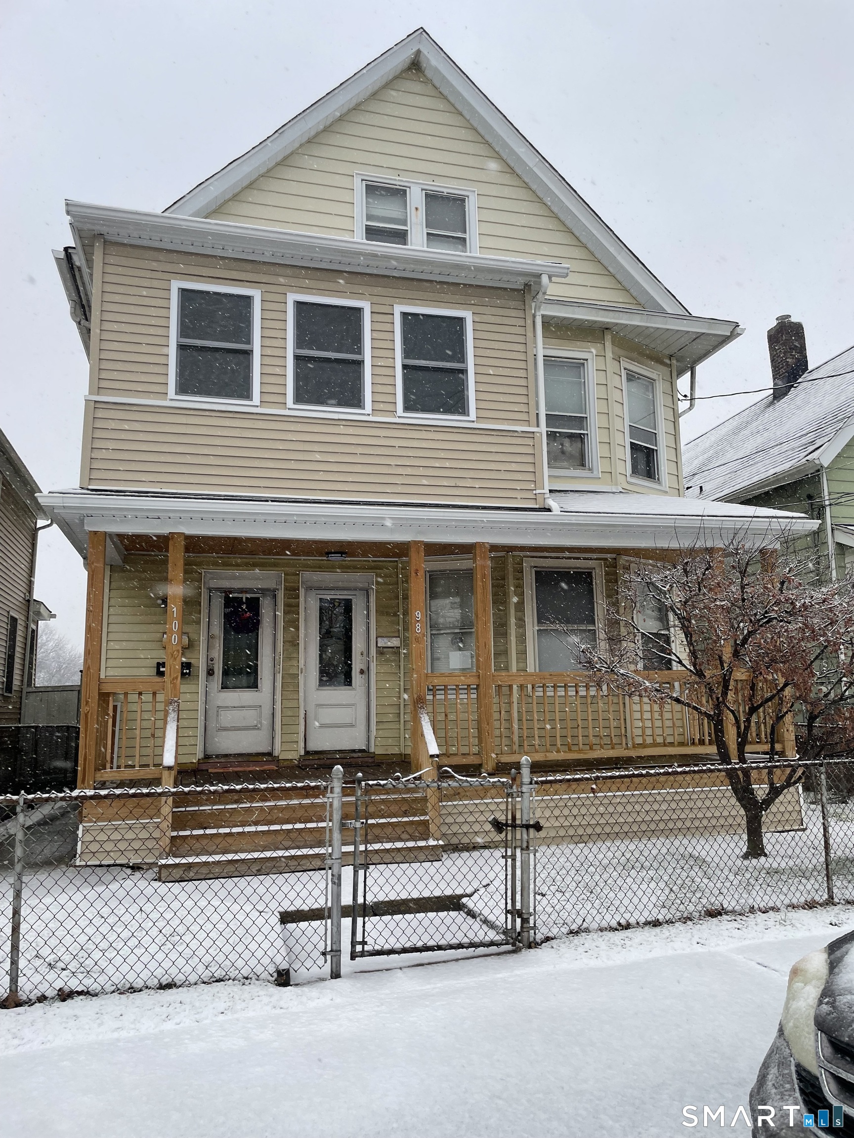98-100 Carroll Avenue Bridgeport CT 06608