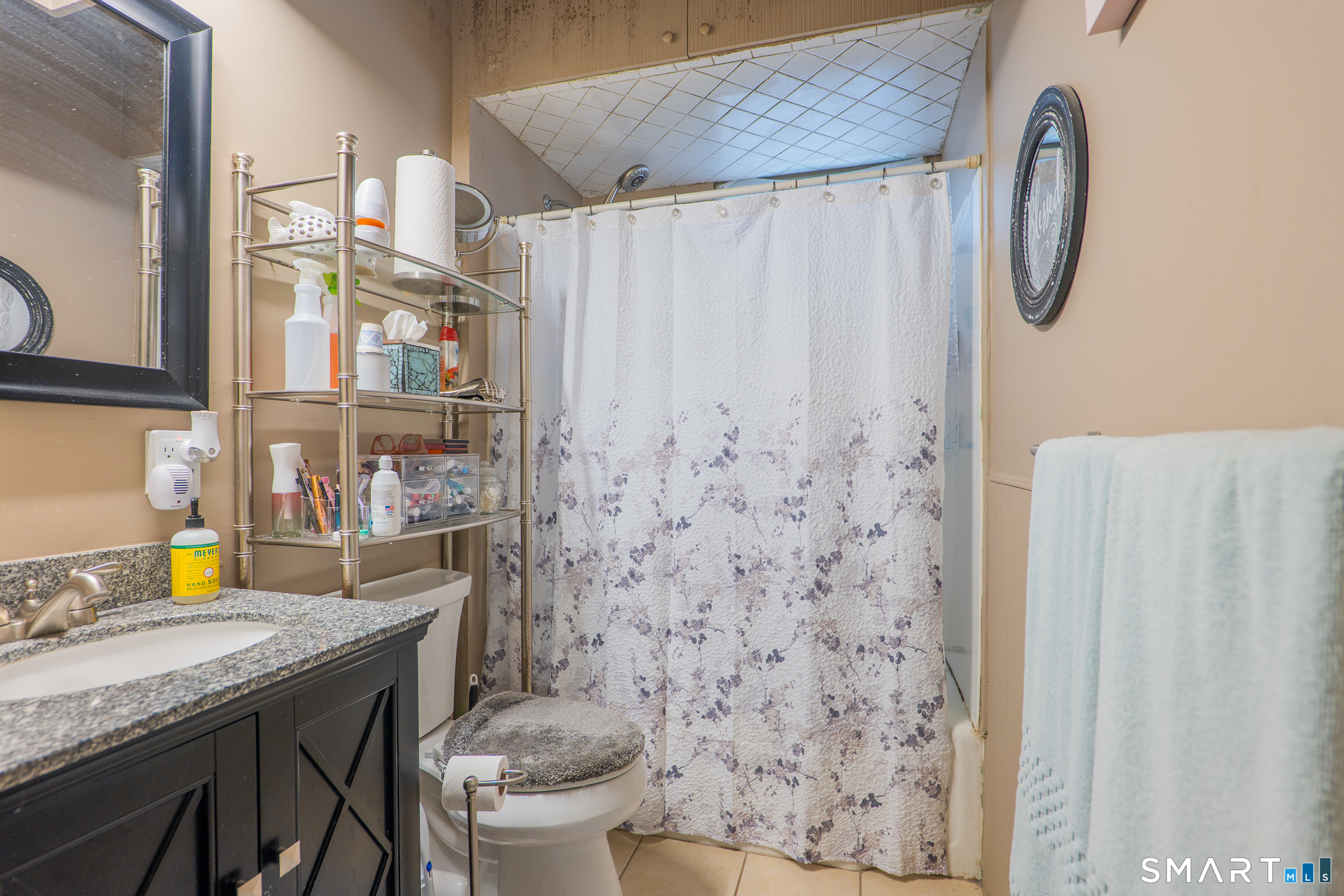 34 Grand Street Danbury CT 06810