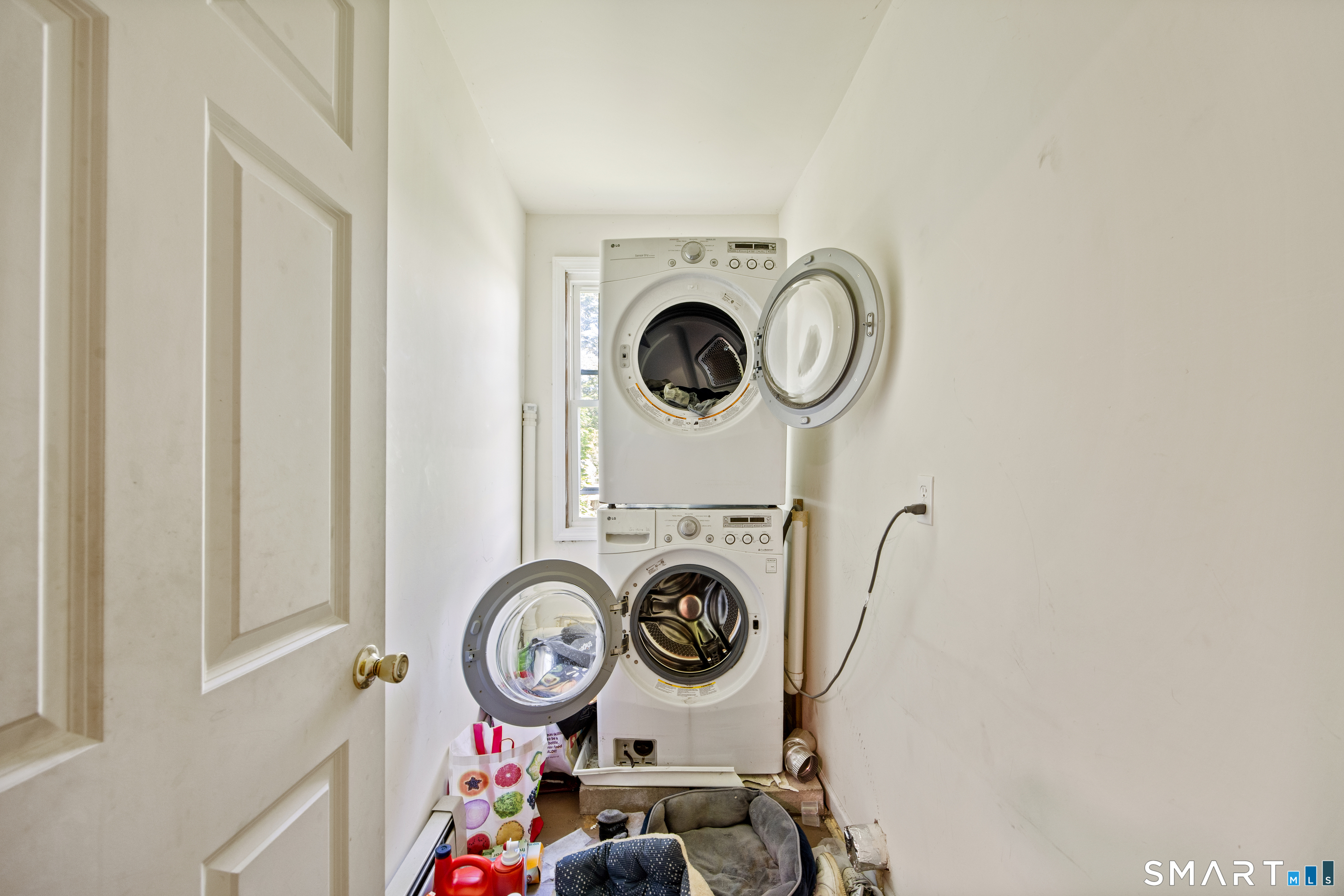 2 Hazel Street Waterbury CT 06704